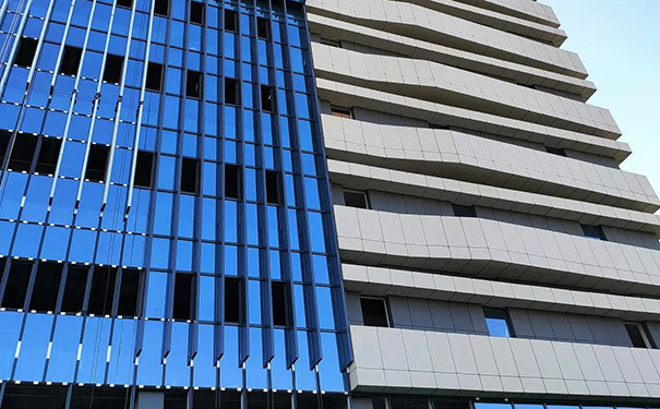 不同飾面效果搭配 展現(xiàn)多樣化建筑美學(xué).jpg