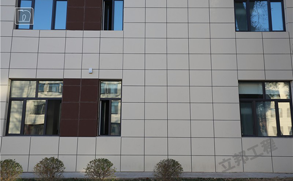 立邦保溫一體板價格是多少?