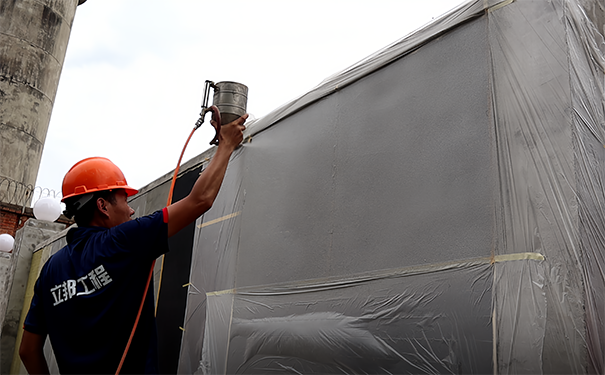 真石漆不刷底漆直接噴可以嗎?