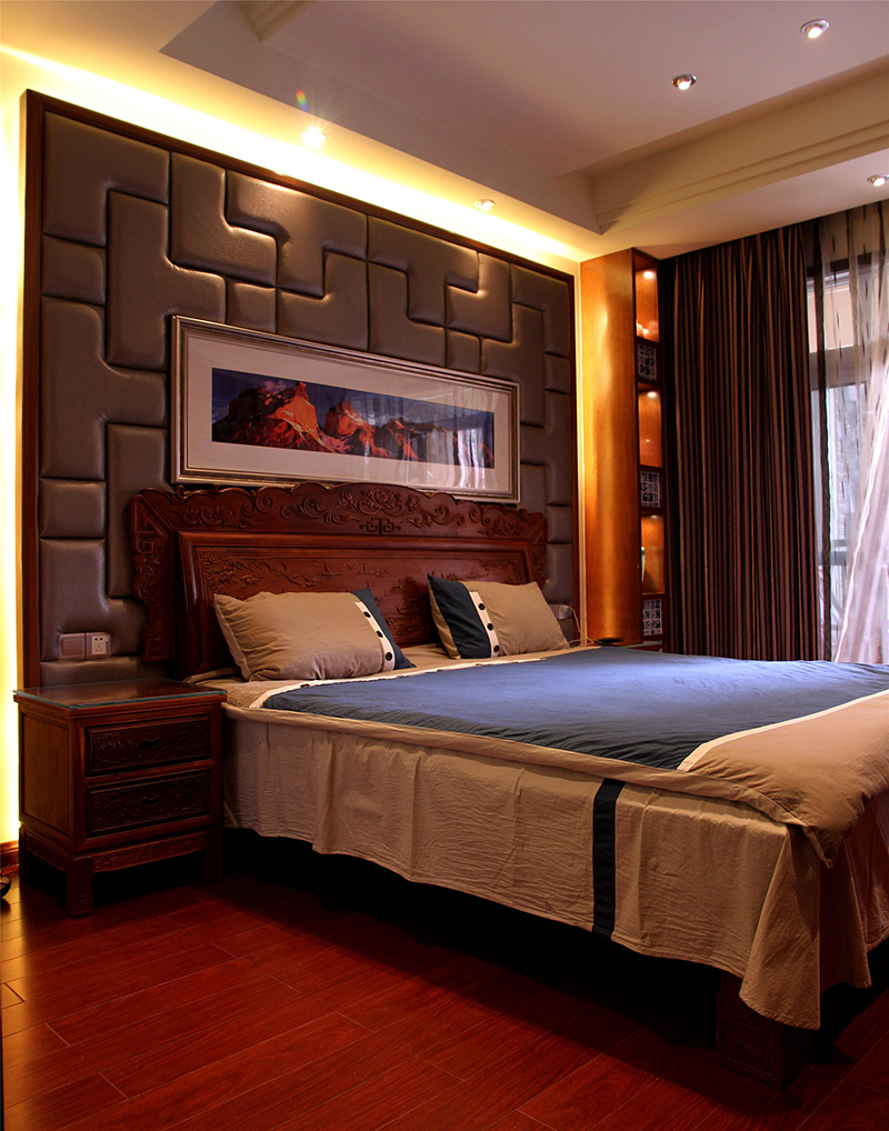 古典風格臥室裝修設計圖.png